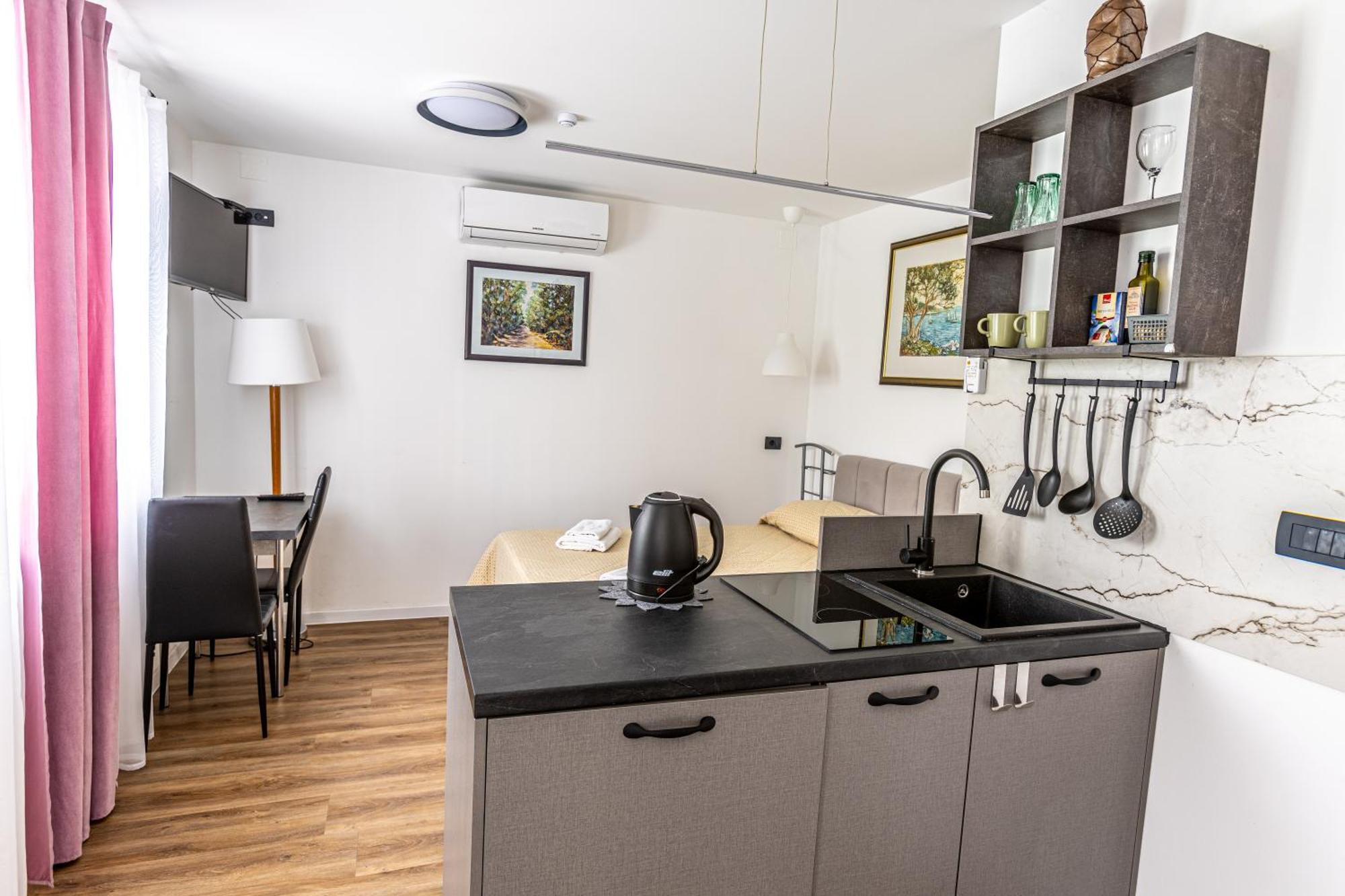 Inn The Center Zagreb Studio Apartment Exterior photo